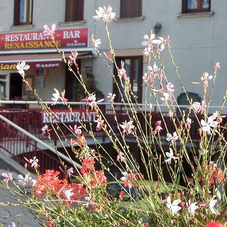 Hotel Restaurant La Renaissance Saint-Cirgues-en-Montagne Exteriér fotografie